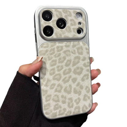 🔥🔥Schokbestendig telefoonhoesje met matte luipaardprint🥰